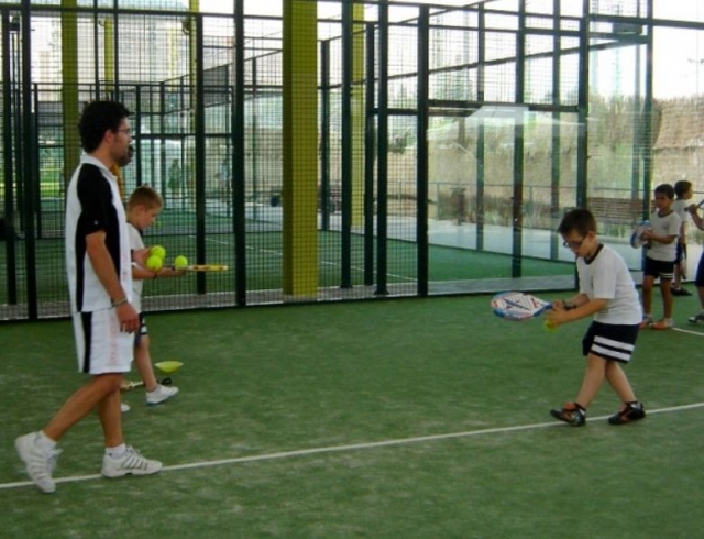 Lecciones diarias de tenis